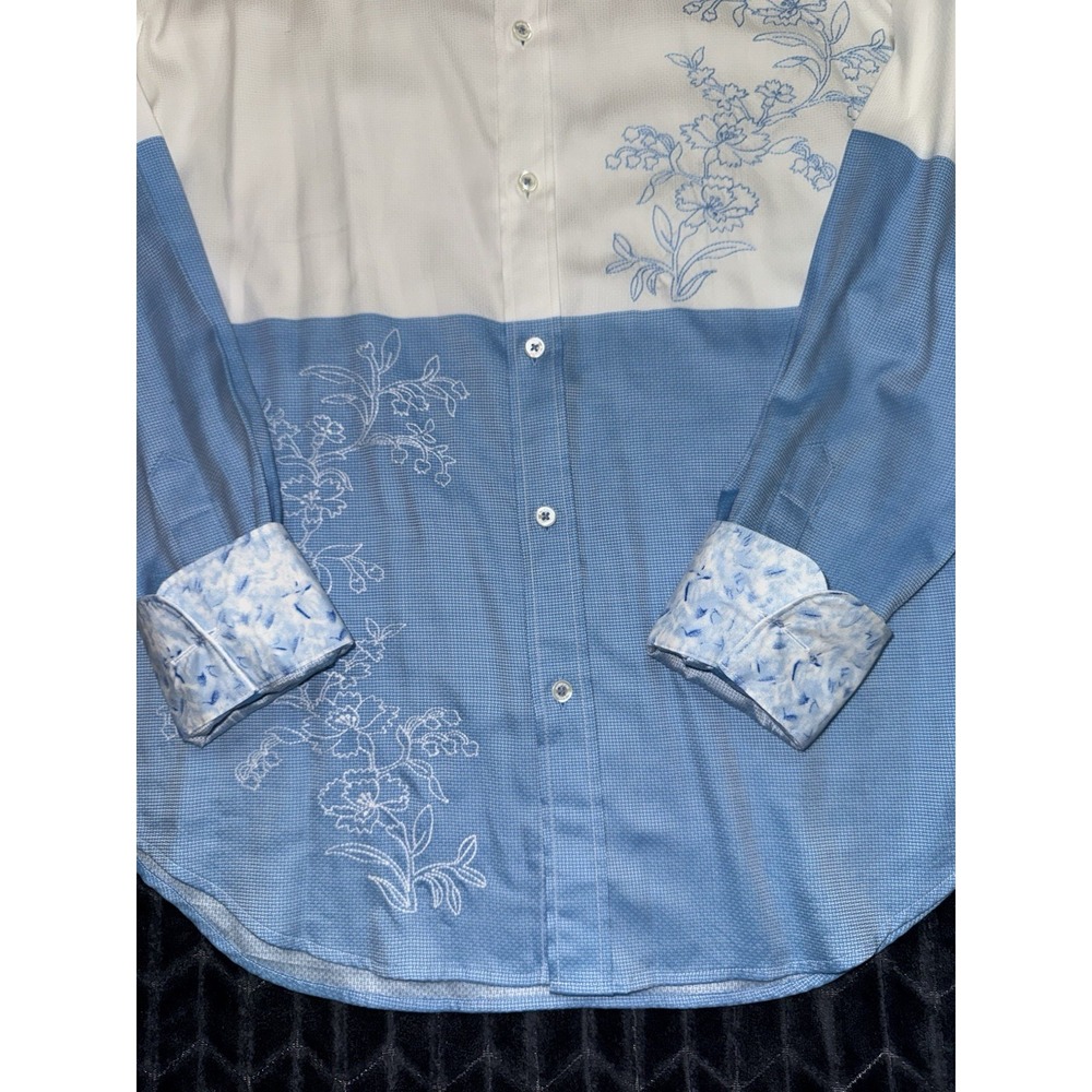 Bugatchi Uomo Men White Blue Floral Embroidered Shaped Fit Button Down Sz M - Picture 3 of 10